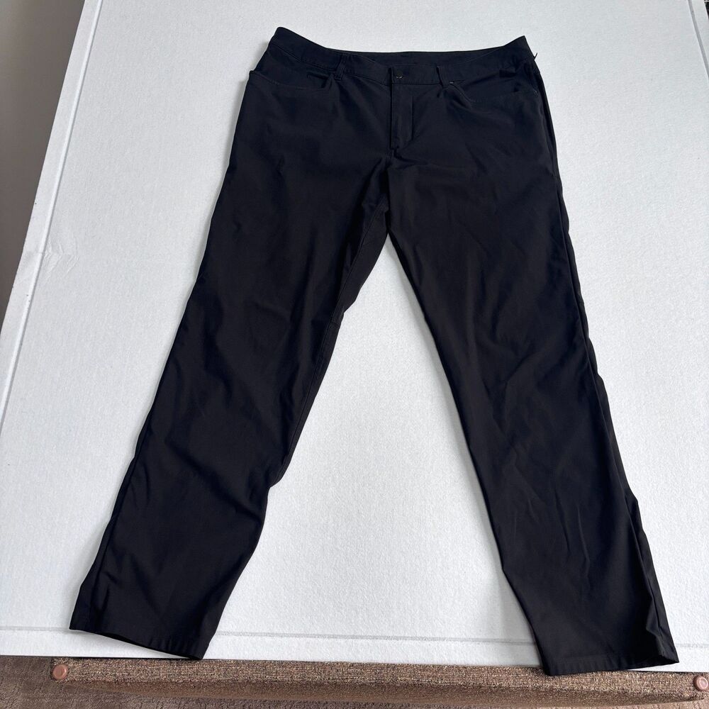 Lululemon ABC Pant Classic Mens 38 Black Performance Warpstreme Golf Work